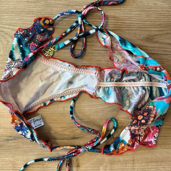 Luli Fama Bikini - Picture 7 of 8